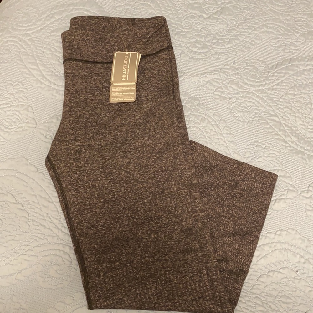 Women’s Under Armour Cropped Leggings